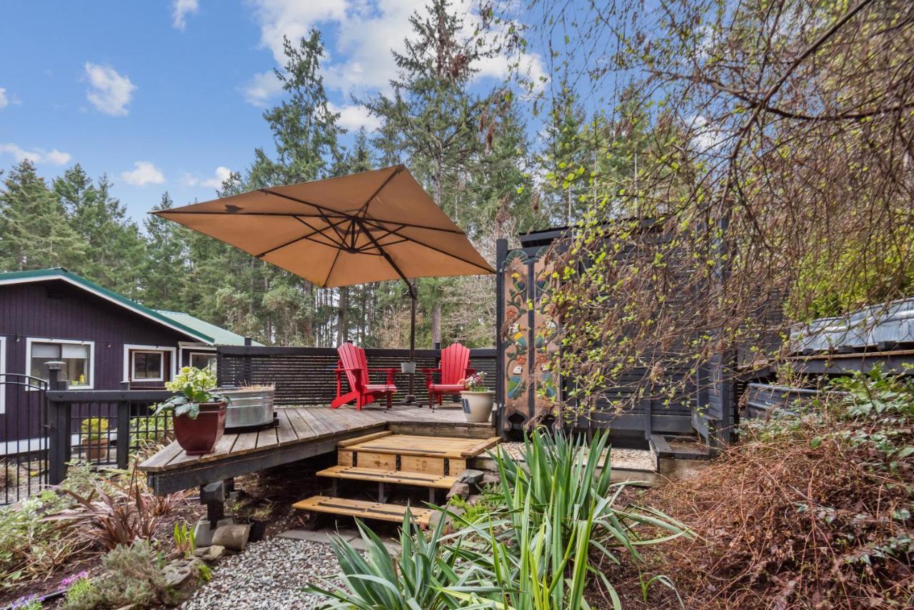 Salt Spring Carriage House B&B Ганг Екстер'єр фото