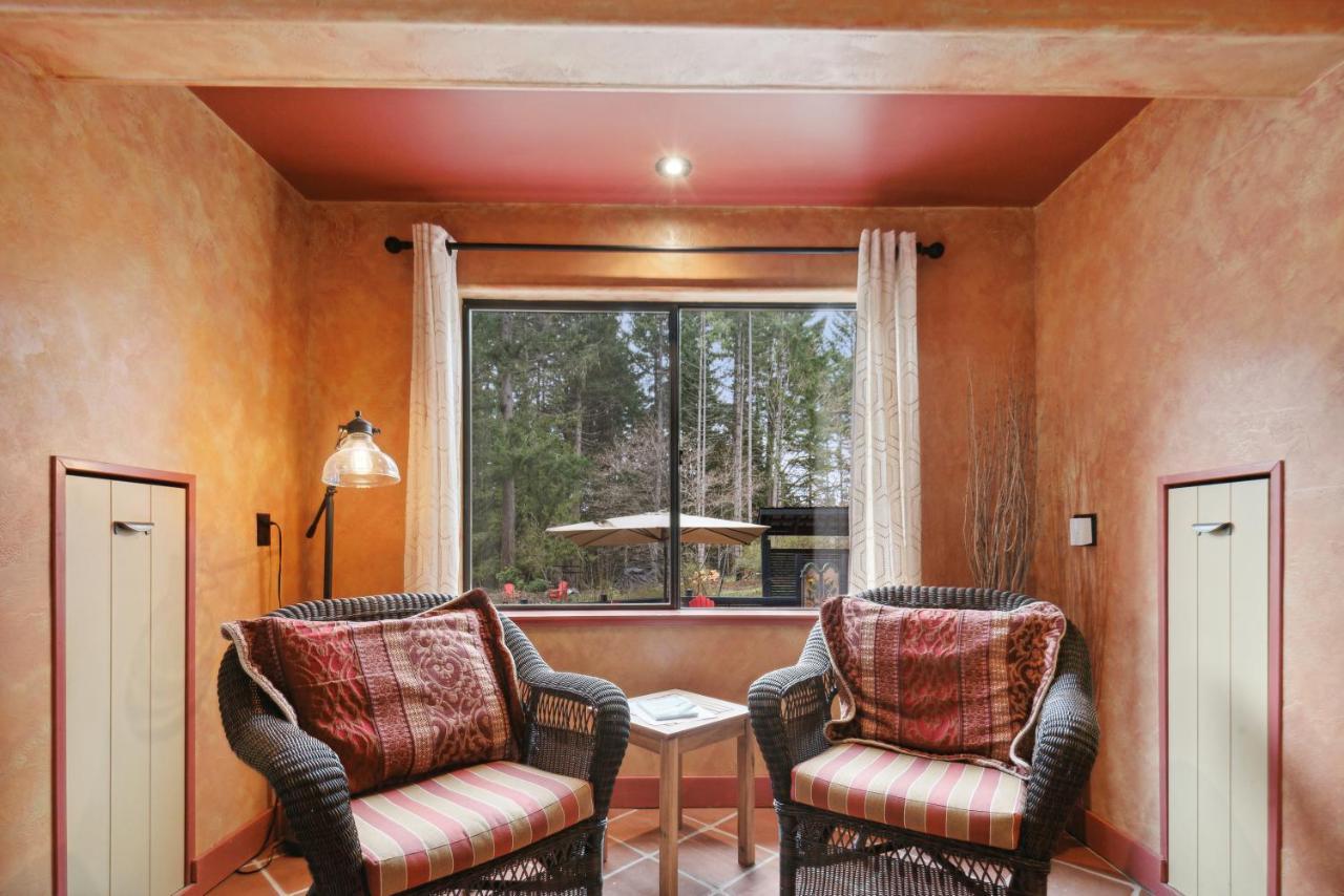 Salt Spring Carriage House B&B Ганг Екстер'єр фото