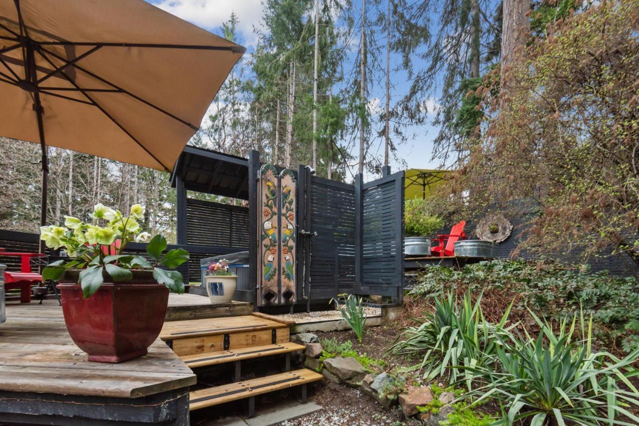 Salt Spring Carriage House B&B Ганг Екстер'єр фото