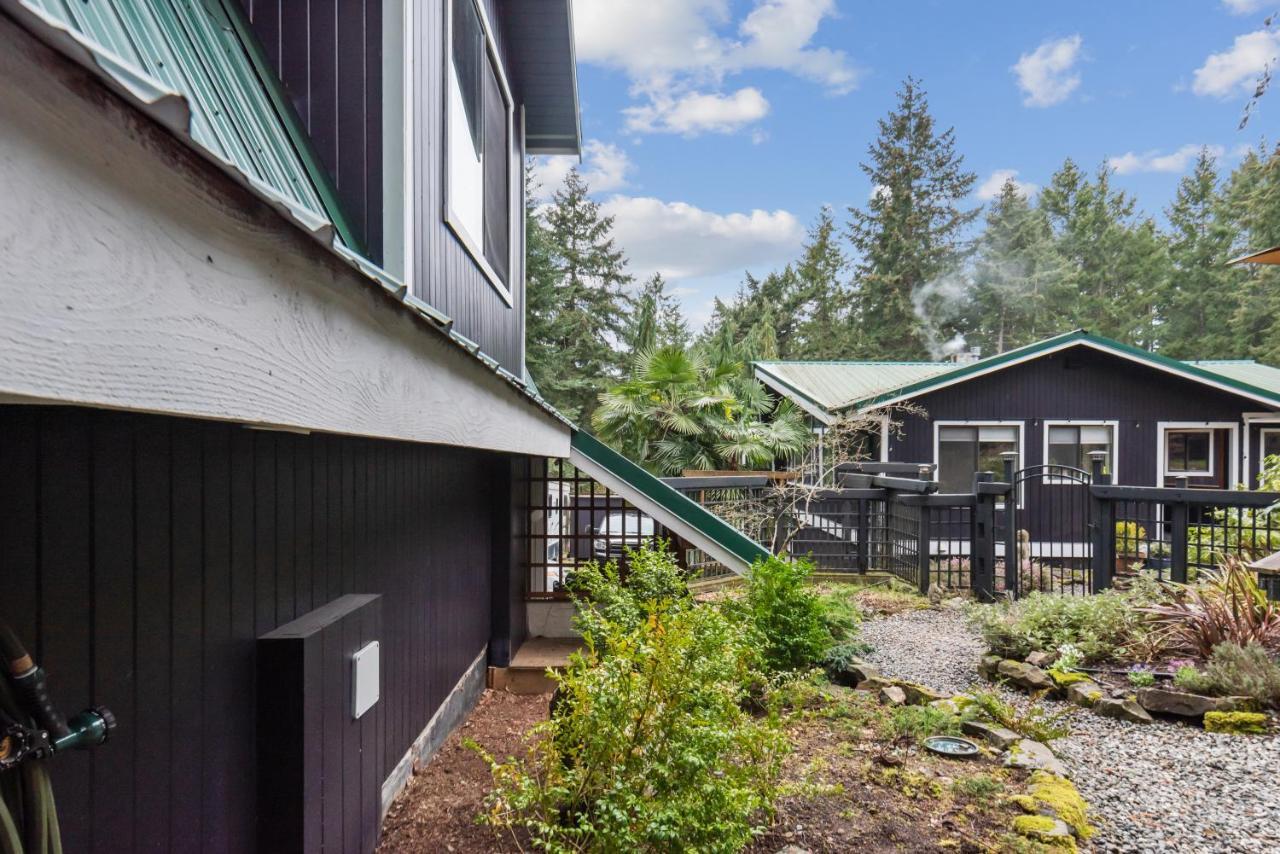 Salt Spring Carriage House B&B Ганг Екстер'єр фото
